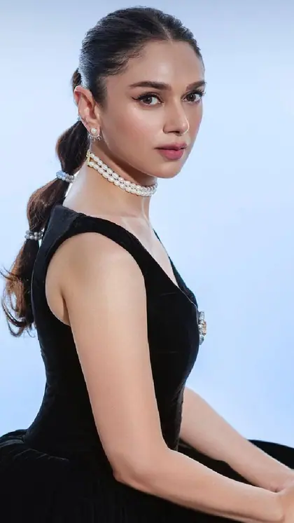 Aditi Rao Hydari’s glowing skin routine you can follow at home
