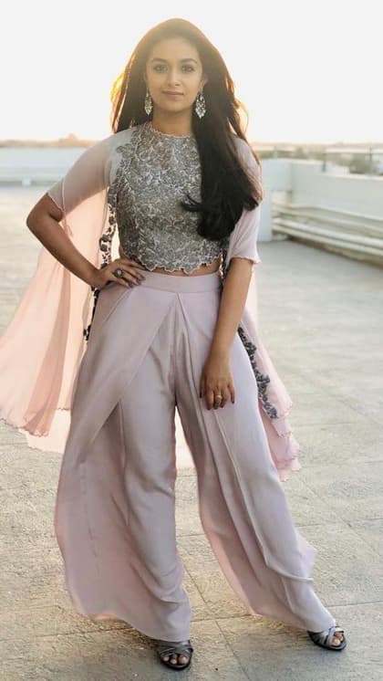 Lohri 2025: 8 stylish Indo-western stylish dress ideas for festival |  Asianet Newsable