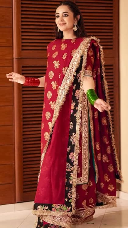 tere bin drama dress designer terebin #yumnazaidi #merabharatmahan @yumnazaidiofficial @wahaj.official #anarkali #saree #lehenga #fashion #kurti #anarkalisuits #indianwear #onlineshopping #ethnicwear #indianwedding #anarkalidress #salwarkameez #partywear #anarkalisuit
