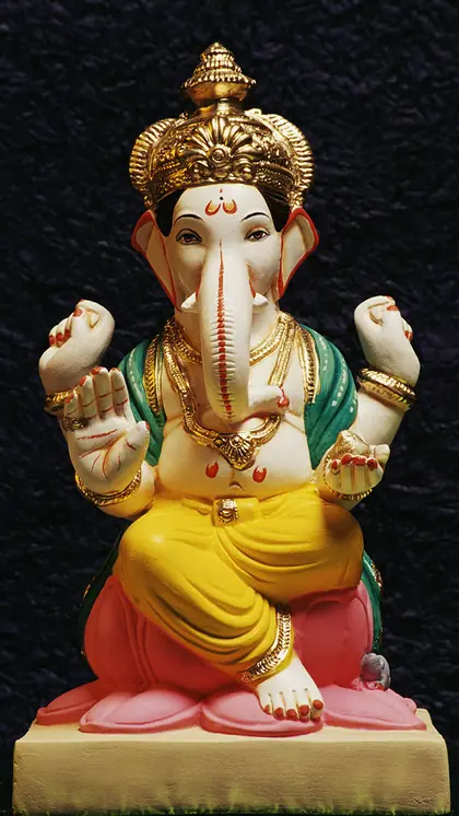 When is Vinayak Chaturthi in June 2025?