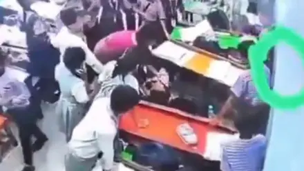 Uttar Pradesh: 7-Year-Old Student Dies After Loud DJ at Ganesh Immersion in Balrampur (WATCH)