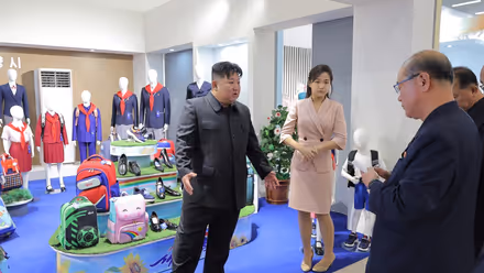Kim Jong Un Death Rumours: கிம் ஜாங் உன் உயிரிழப்பா? வடகொரியா வெளியிட்ட போட்டோக்கள் எழுப்பும் சந்தேகங்கள்!