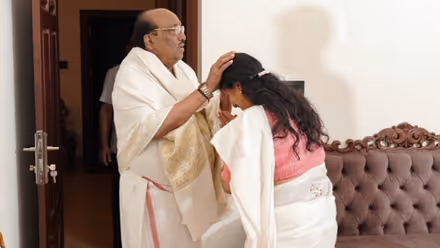 'മന്ത്രിയിൽ നിന്ന് രാഷ്ട്രീയ മാന്യതകൾ പ്രതീക്ഷിക്കുന്നു'; വെള്ളാപ്പള്ളി നടേശനെ സന്ദർശിച്ചതിൽ ബിന്ദു കൃഷ്ണക്കെതിരെ വിമർശനം