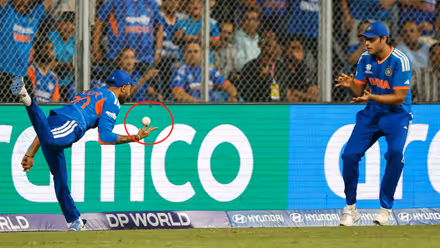 IND vs ENG: अक्षर पटेल के शानदार कैच ने पलटा मैच का रुख, बैकफुट पर आई इंग्लैंड