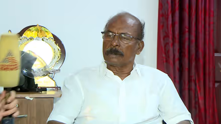 മുകുന്ദനെ കൈവിട്ട് കോൺഗ്രസ്, നാട്ടികയിൽ സ്വന്തം സ്ഥാനാർത്ഥിയെ നിർത്തുമെന്ന് സൂചന