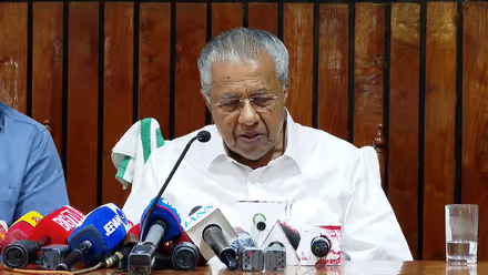 വിജിലൻസ് അന്വേഷണത്തിനെതിരെ പിണറായി വിജയൻ, 'കിഫ്ബി ധനസഹായം ലഭ്യമാക്കുന്ന ഏജൻസി മാത്രം, കണ്ണൂർ ഭൂമി ഏറ്റെടുക്കലിൽ സ്വാഭാവിക തുടർ പ്രക്രിയ'