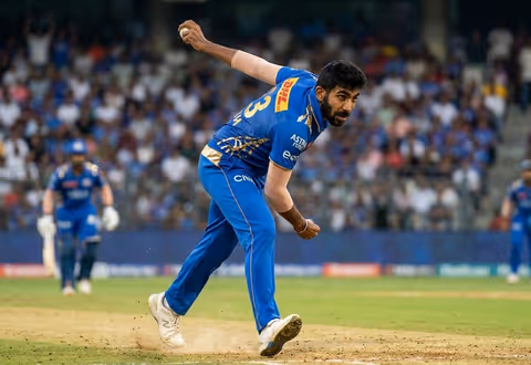 IPL Records: মাত্র ৫ রানে ৫ উইকেট! আইপিএল-এর ইতিহাসে সেরা পাঁচটি বোলিং স্পেল কোনগুলি?