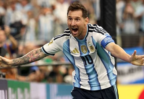 Messi Net Worth: బాబోయ్ మెస్సీ నెట్ వర్త్ ఇన్ని వేల కోట్లా? బ్రాండ్స్, క్లబ్‌లతో మైండ్ బ్లోయింగ్ ఇన్‌కమ్ !