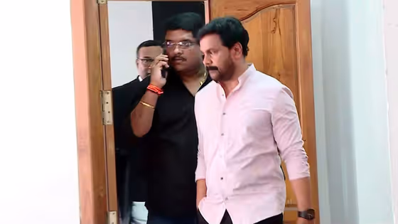 'കാവ്യയുമായി ബന്ധമുണ്ടെന്ന കാര്യം അറിഞ്ഞ മഞ്ജുവിനോട് തിരുത്തിപ്പറയണമെന്ന് ദിലീപ് ആവശ്യപ്പെട്ടു'; നടിയുടെ മൊഴി വിശ്വാസയോഗ്യമല്ലെന്ന് കോടതി