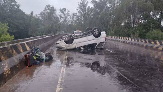 ಬೆಂಗಳೂರಿನಿಂದ ಸಿಗಂದೂರು ಚೌಡೇಶ್ವರಿ ದರ್ಶನಕ್ಕೆ ಹೊರಟಿದ್ದ ಕಾರು ಭೀಕರ ಅಪಘಾತ..