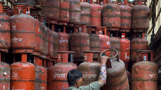 LPG e-KYC Deadline: எல்பிஜி இ-கேஒய்சி செய்ய இன்னும் 2 நாட்கள் மட்டுமே! ஆகஸ்ட் 31 கடைசி நாள்