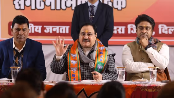 Delhi New Chief Minister: दिल्ली को नए CM के लिए करना होगा थोड़ा और इंतजार, सोमवार की मीटिंग टली