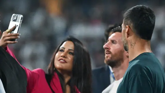 Why Amruta Fadnavis Is Facing Heavy Criticism After Selfie With Lionel Messi In Mumbai