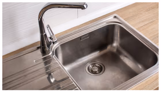 சிங்க் பக்கத்தில் இதை வச்சா கிருமி டபுள் ஆகும்.. ஆபத்தான 5 பொருட்கள் இதுதான்