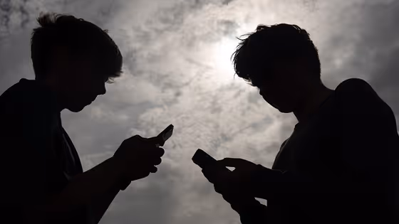 From Mumbai to Sydney, How Teens Worldwide Reacted to Australia's Under-16 Social Media Ban