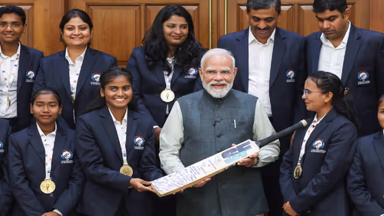 দৃষ্টিহীন মহিলাদের টি-২০ বিশ্বকাপ ২০২৫: চ্যাম্পিয়ন দলের সঙ্গে সাক্ষাৎ প্রধানমন্ত্রীর