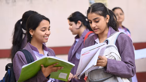 Exam Tips : ఎగ్జామ్స్ కు ముందు టెన్షన్ తగ్గించుకునే... టాప్ 5 గోల్డెన్ టిప్స్