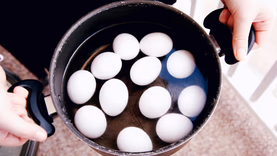 ಒಂದು ಗ್ಲಾಸ್ ನೀರಿದ್ರೆ ಸಾಕು.. ಮೊಟ್ಟೆ ಅಸಲಿಯೋ, ನಕಲಿಯೋ ಎಂದು ಫಟ್ ಅಂತ ಕಂಡುಹಿಡಿಬೋದು