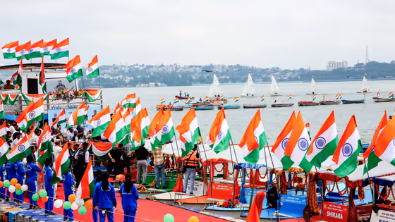 ৭৯তম স্বাধীনতা দিবসের আগে জানুন কী ভাবে পরিবর্তন হয়েছিল জাতীয় পতাকার, রইল ব্যবহারের নিয়ম