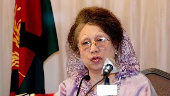 Bangladesh Mourns as Former Prime Minister Khaleda Zia Dies at 80