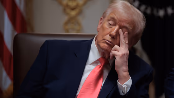 Trump Tariff: निकल गई ट्रंप की सारी हेकड़ी, सुप्रीम कोर्ट ने रद्द किए टैरिफ