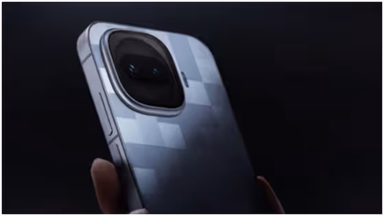 ஸ்மார்ட்போன் சந்தையில் புதிய அலையை உருவாக்கும்; iQOO 15R இந்தியாவில் அறிமுகம்