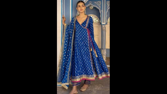रक्षाबंधन में बजट है 2K? अंगरखा से अनारकली तक 6 सूट डिजाइन करें ट्राई
