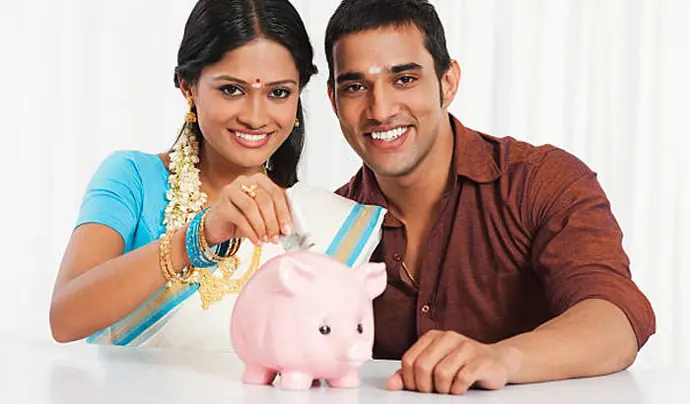 फाइनेंस पर खुलकर बात करें