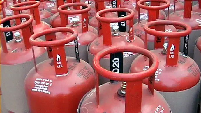 1- LPG सिलेंडर के दाम
