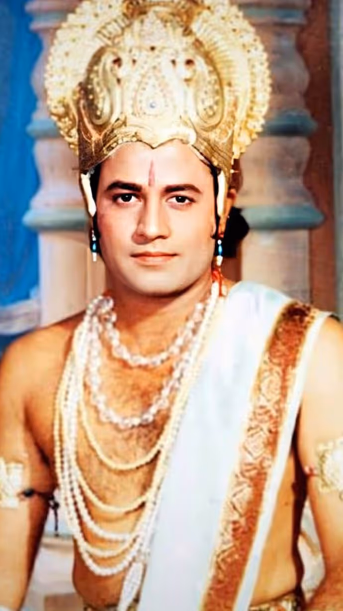10 PHOTO : क्या अरुण गोविल का नं. 1 राम वाला खिताब छीनेंगे रणबीर कपूर? ये 8 सितारे हो चुके फेल