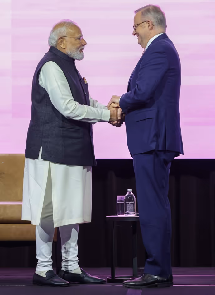 मोदी के ऑस्ट्रेलिया दौरे की 8 खास तस्वीरें, पीएम ने क्या कहा ऐसा मुस्कुरा दिए अल्बनीज