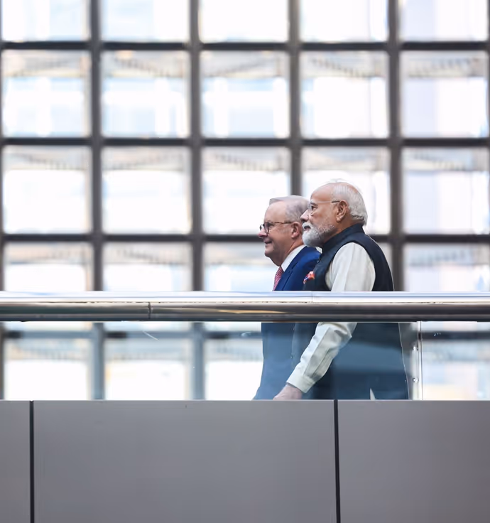 PM मोदी के ऐतिहासिक 3 देशों के दौरे की 15 तस्वीरें, हर भारतीय का सीना गर्व से चौड़ा कर देंगी