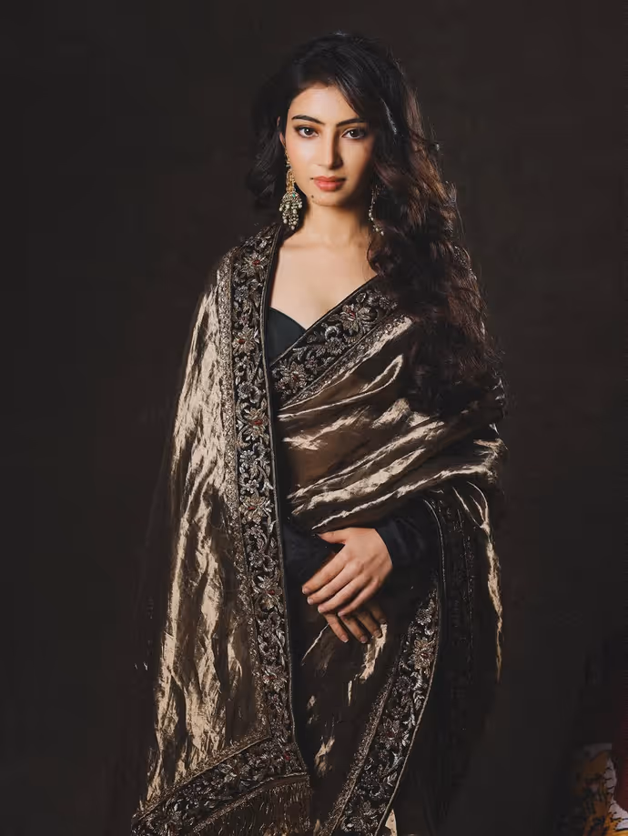 इस यलीना पर हमजा तो क्या..कोई भी दिल हार बैठेगा, 10 PHOTO में देखें सारा अर्जुन की खूबसूरती