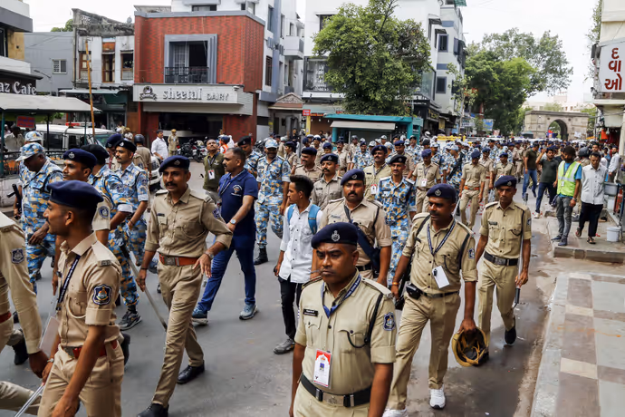 जगन्नाथ रथयात्रा से पहले भाईचारे की अद्भुत मिसाल, 8 PHOTO में यात्रा की भव्य तैयारी