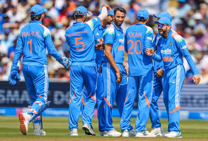 Ind vs Eng: गेंदबाजों ने तोड़ी इंग्लैंड की कमर, 5 PHOTO में देखें टीम इंडिया का जश्न
