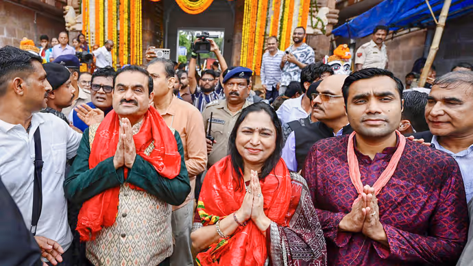 Puri Rath Yatra: आम हो या अरबपति, सब बनते हैं जगन्नाथ के दास! अडानी खुद ले चुके आशीर्वाद, देखें 8 PHOTO