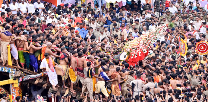 Puri Rath Yatra: आम हो या अरबपति, सब बनते हैं जगन्नाथ के दास! अडानी खुद ले चुके आशीर्वाद, देखें 8 PHOTO
