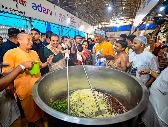 Puri Rath Yatra: आम हो या अरबपति, सब बनते हैं जगन्नाथ के दास! अडानी खुद ले चुके आशीर्वाद, देखें 8 PHOTO