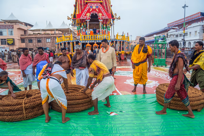 Puri Rath Yatra 2026: रथयात्रा से ठीक पहले पुरी में जोरदार बारिश, 7 फोटो में देखें रथ की तस्वीरें