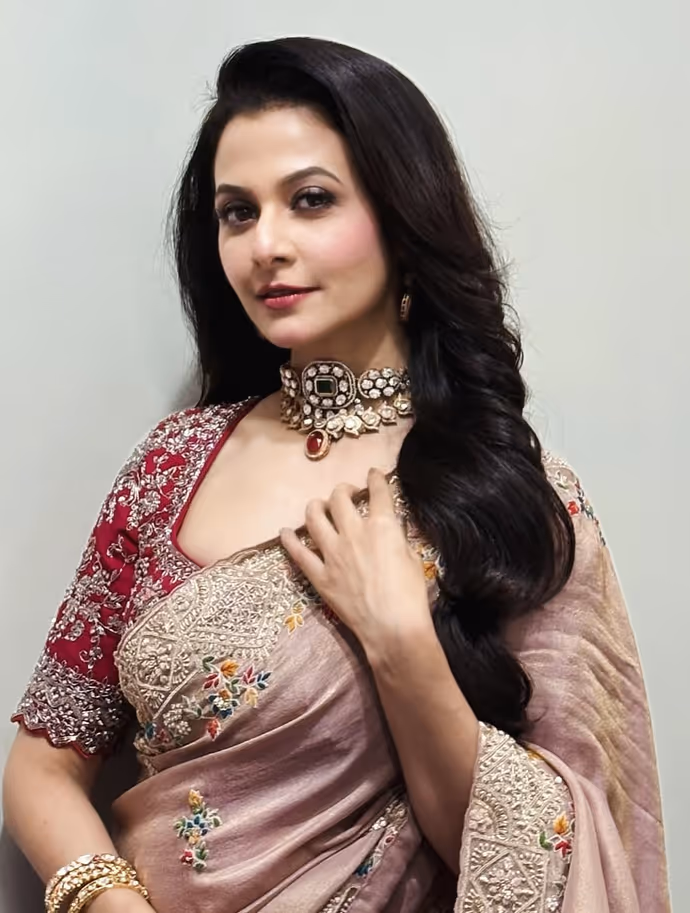 कौन हैं ममता बनर्जी को झटका देने वाली कोयल मल्लिक, 10 PHOTO में देखें एक्ट्रेस की खूबसूरती