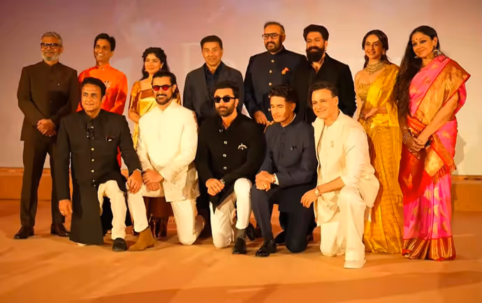 रामायण ट्रेलर लॉन्च इवेंट की 11 तस्वीरें, देखिए रणबीर, साई और सनी समेत कौन-कौन पहुंचा?
