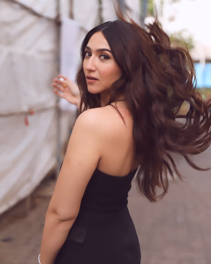 साहिबा बाली कौन हैं, जिन्हें कहा जा रहा अर्जुन कपूर की नई GF? 9 PHOTO में पढ़ें पूरी कहानी