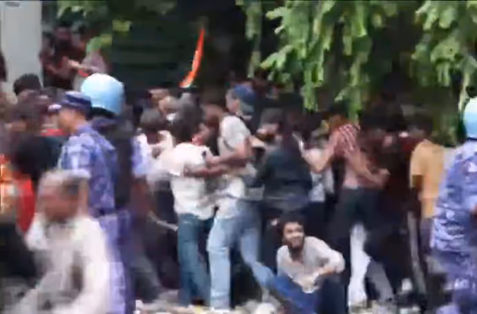 CJP Protest: पुलिस ने दौड़ा-दौड़ाकर पीटा, कइयों के फूटे सिर..7 PHOTO में देखें जंतर-मंतर का हाल