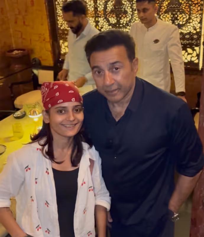 Sunny Deol New Pics: क्लीन शेव में दिखे सनी देओल, 7 PHOTO में सनी पाजी का डिफरेंट अवतार