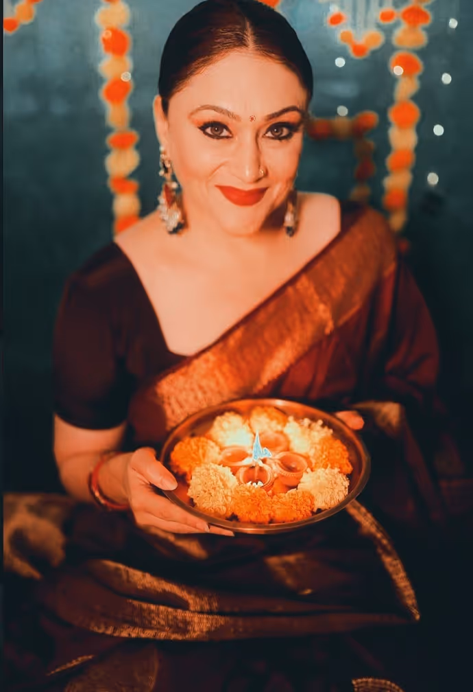 कौन हैं आमिर खान की एक्स-भाभी ईवा ग्रोवर, जिन्हें पति ने कहा था- डायरेक्टर के साथ सोना पड़ेगा!