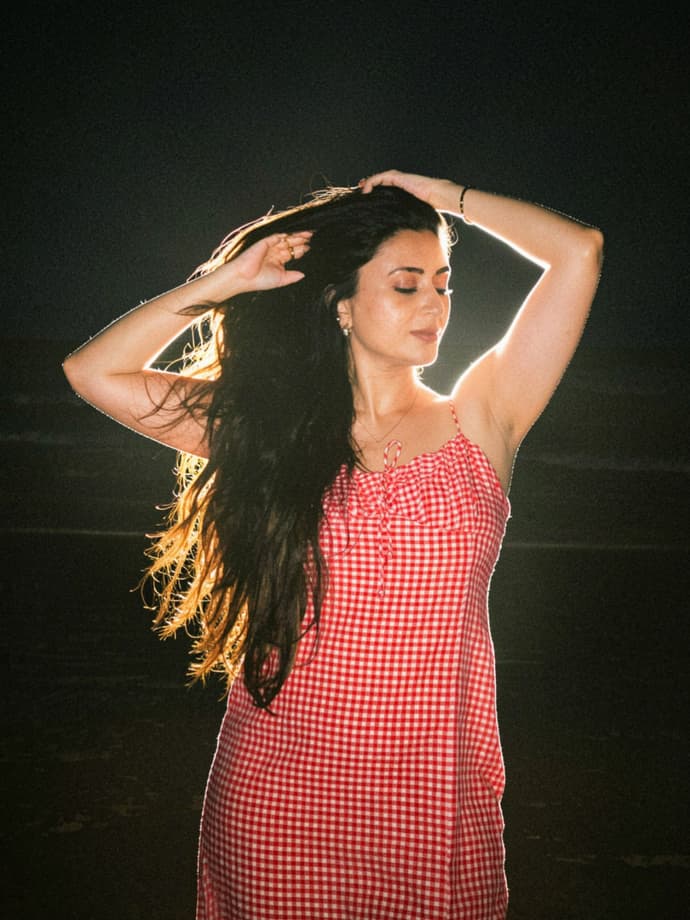 'पुष्पा इम्पॉसिबल' की कादंबरी की ये 6 PHOTO देख चौंके फैन्स, बोले- यकीन नहीं होता इतनी जवान हो?