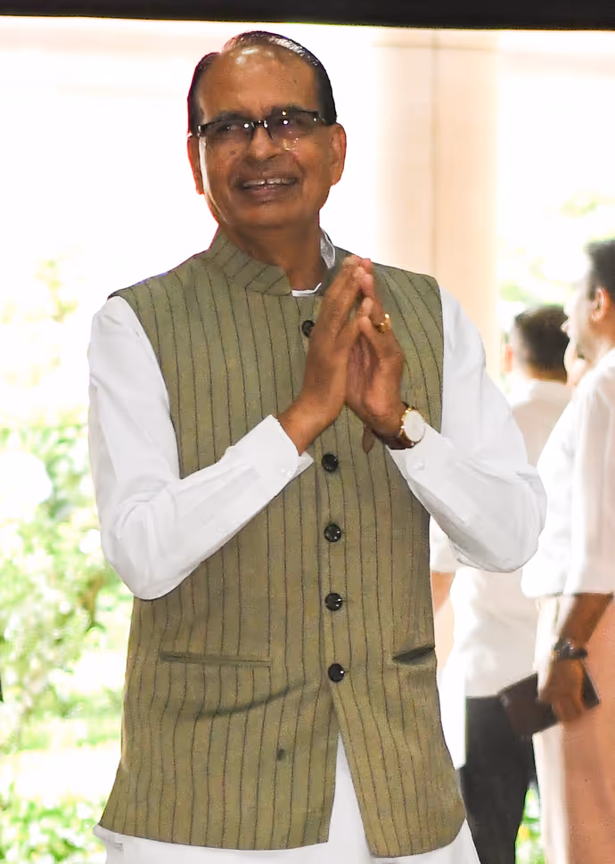 'मंगल मिलन' में भारत की 'तिकड़ी' का गहन चिंतन, 9 PHOTO में देखें BJP के बाकी नेताओं का अंदाज