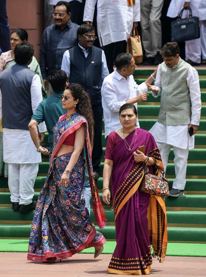 5 Photos: कंगना रनौत का सबसे महंगा संसद लुक? यूजर ने बताया बैग से लेकर घड़ी तक का रेट