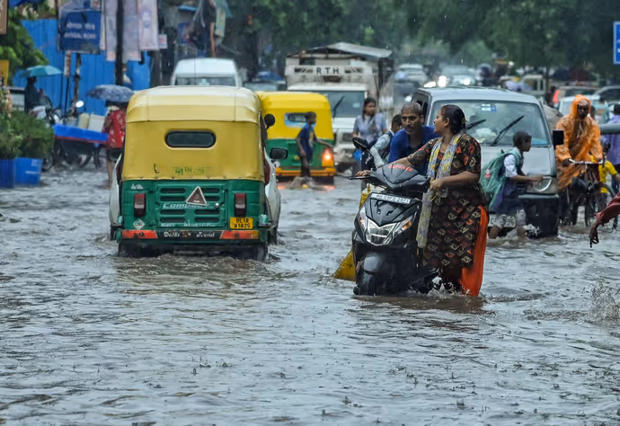 PHOTO NEWS: कहीं गुस्सा-कहीं हंसी..संसद से सड़क तक कैसे मचा बवाल, 10 तस्वीरों में देश का हाल