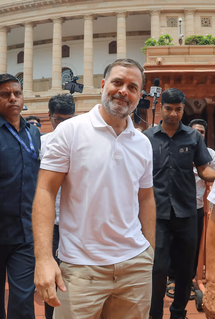 संसद के 8 दिलचस्प मोमेंटः जो कभी थे साथ, आज संसद में अजनबी की तरह गुजरे